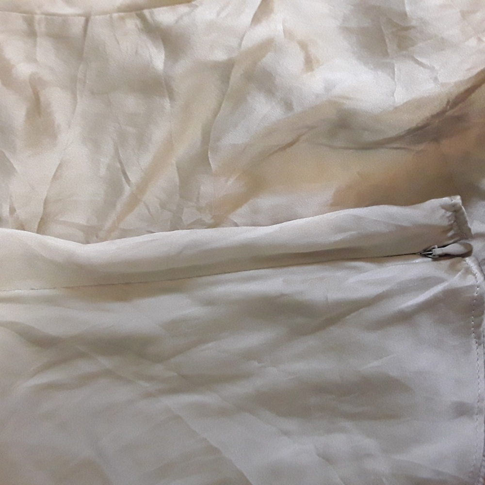 Pale gold silk and lace Loft cami! - Picture 5 of 6